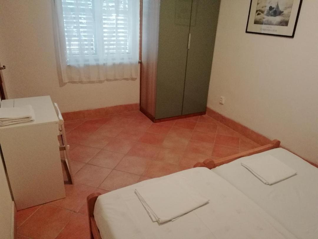 Apartments Mia Starigrad Paklenica Ngoại thất bức ảnh