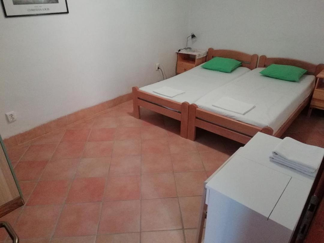 Apartments Mia Starigrad Paklenica Ngoại thất bức ảnh